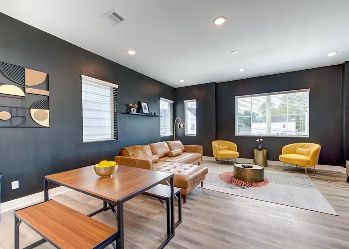 Rodeo Ready Luxury Stay In Central Htx !